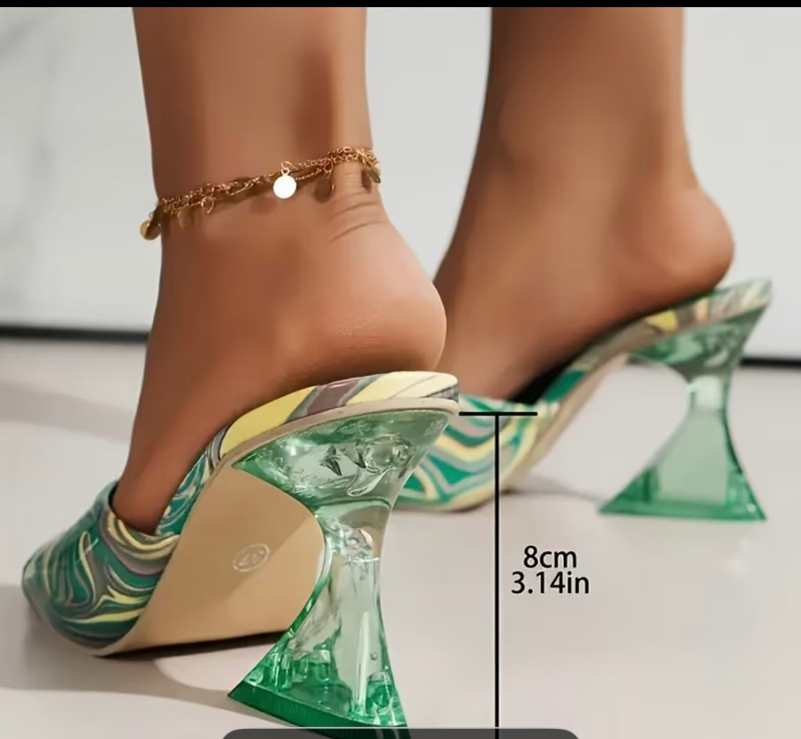 Sandales à talons hauts peintes et élégantes pour femmes, avec un design multicolore et des talons en cristal, parfaites pour les soirées sexy et confortables